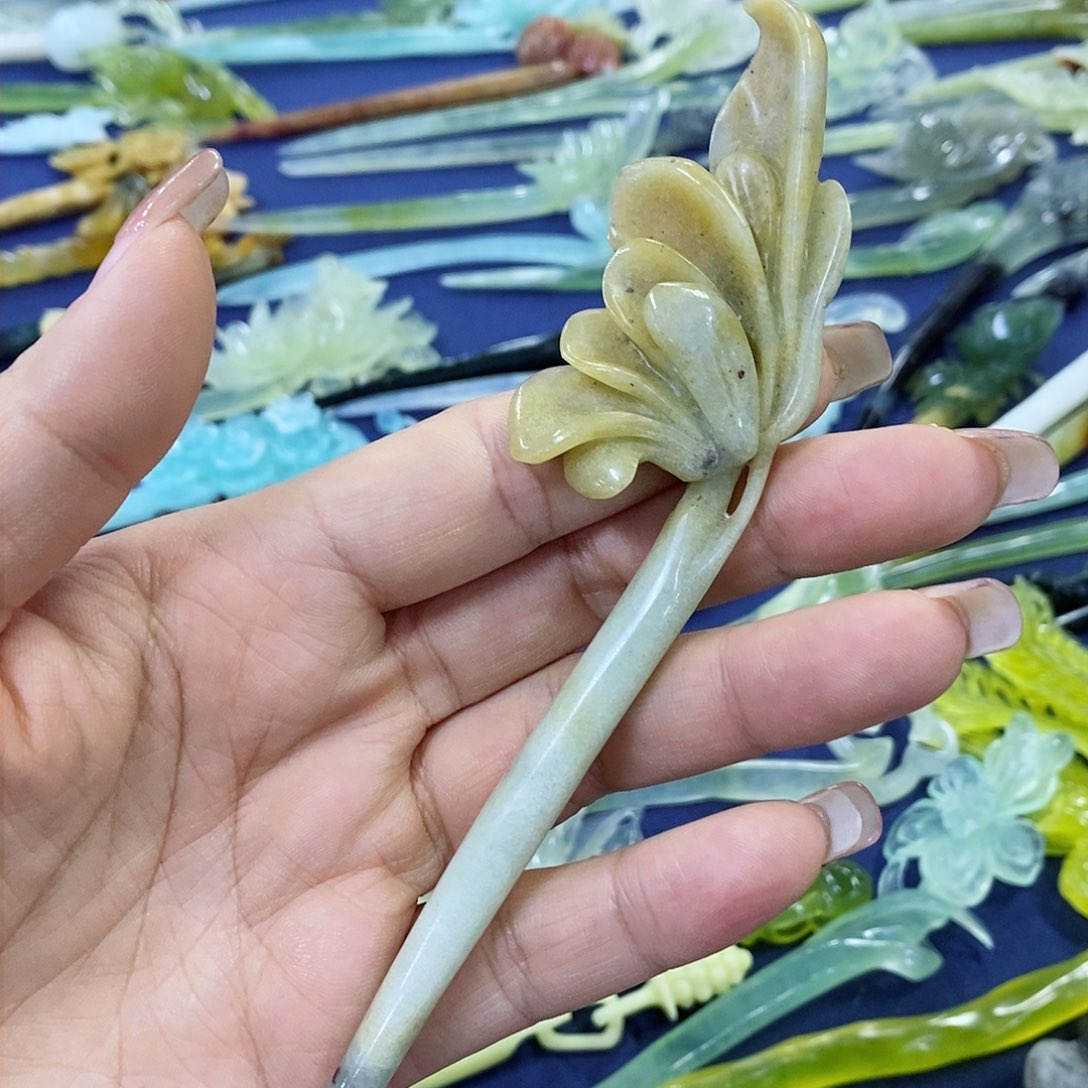 蛇纹石玉发簪未镶嵌