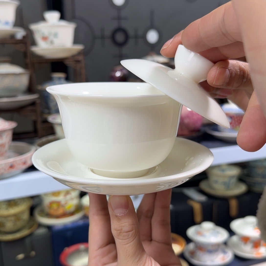 高温下的高温天气使人心情