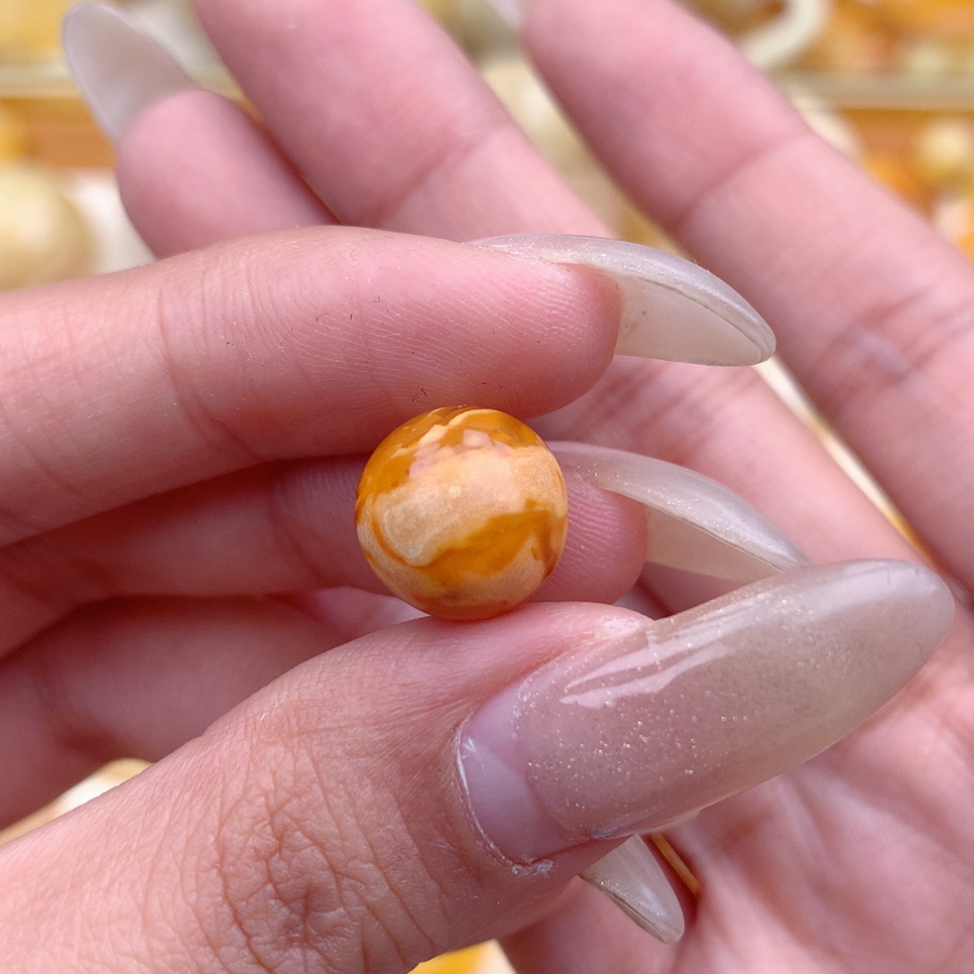 琥珀未镶嵌珠宝奇石12.