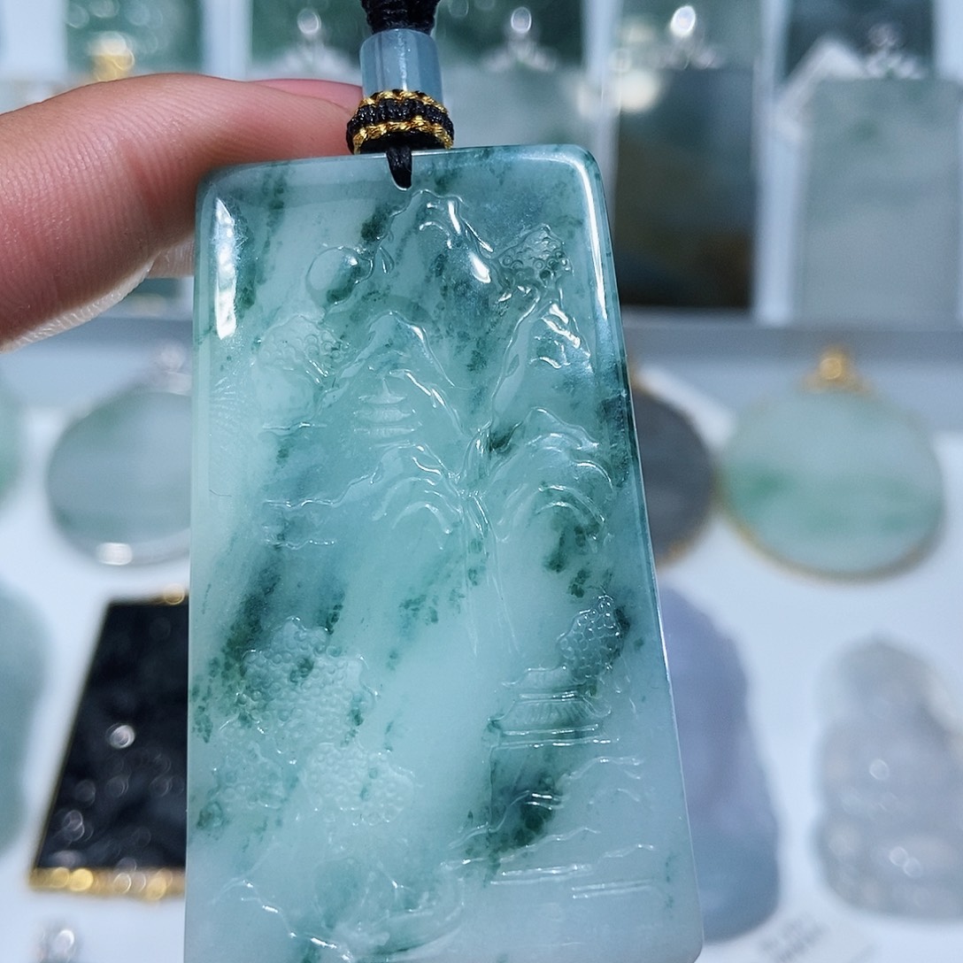 翡翠吊坠(不含链)未镶嵌