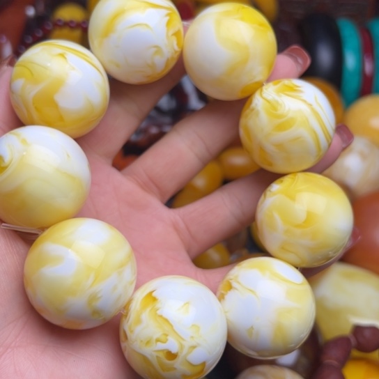 琥珀手串未镶嵌蜜蜡