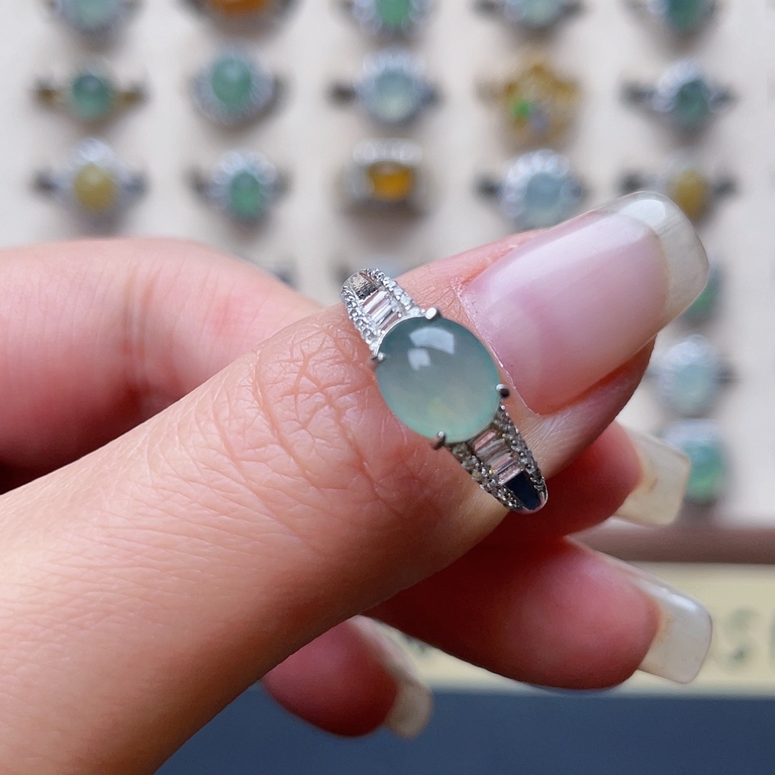 翡翠戒指未镶嵌戒指