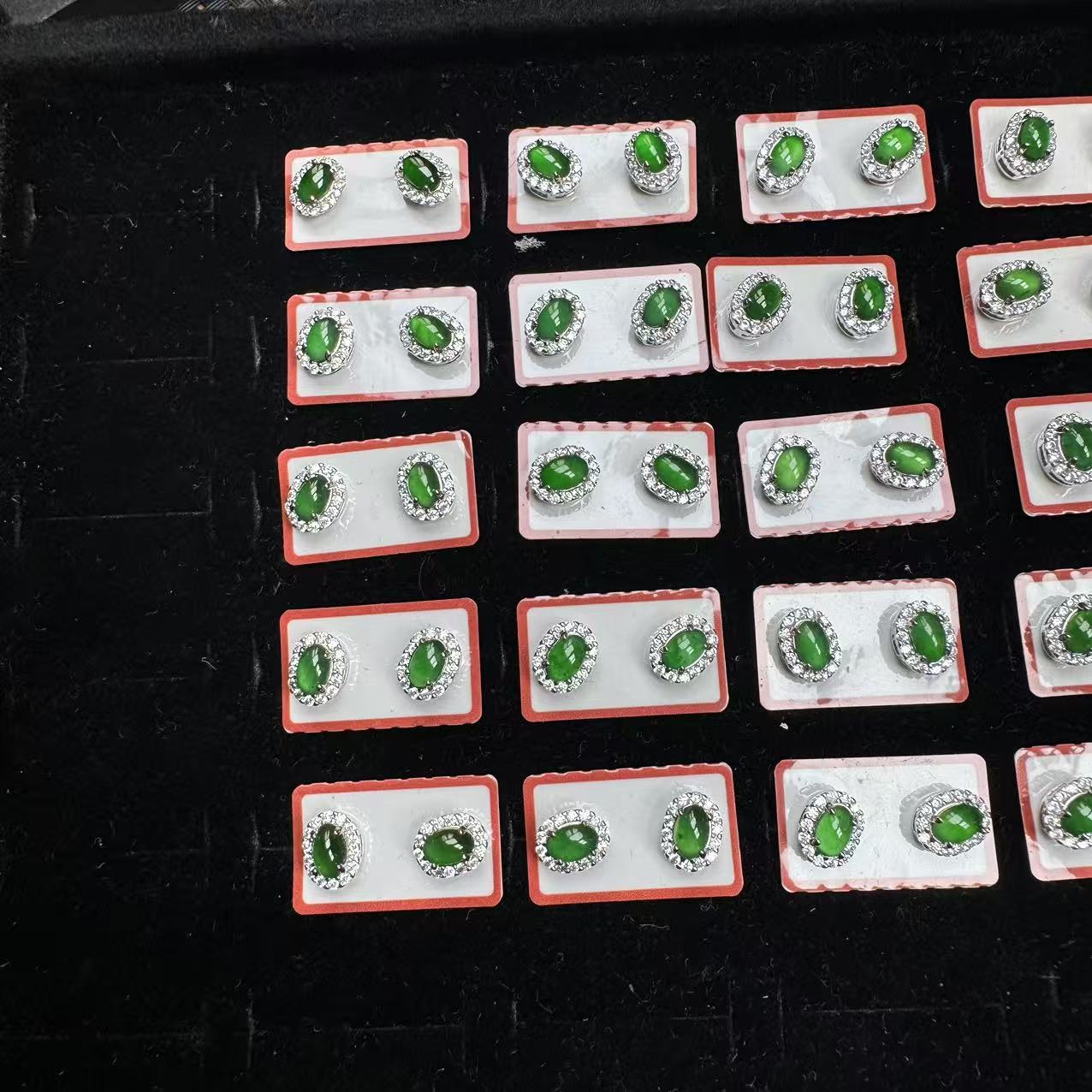 【玉经纶】175789/Q66-天然A货翡翠耳钉-多样性发其一