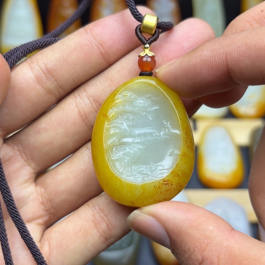 和田玉未镶嵌颈饰