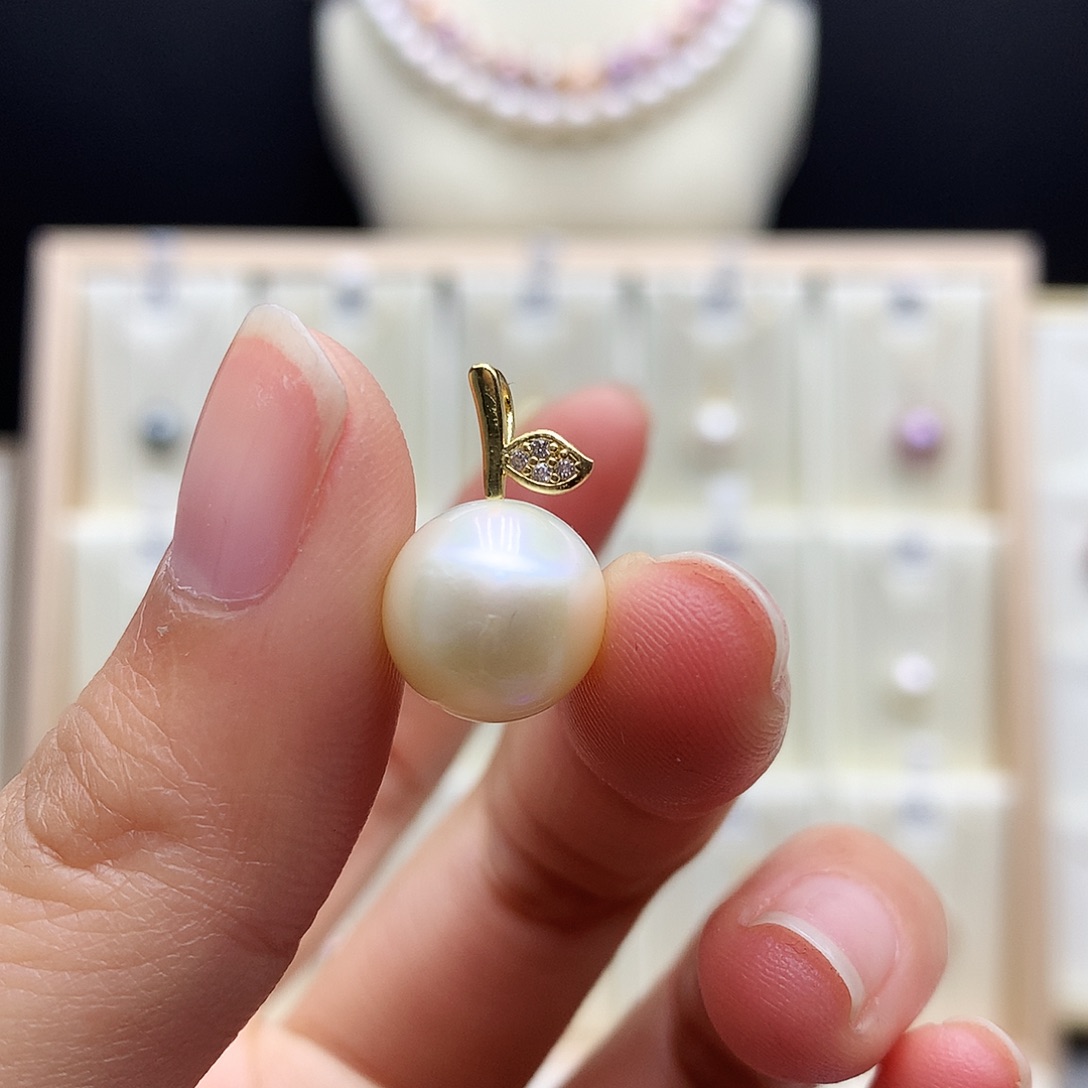 合金淡水珍珠颈饰