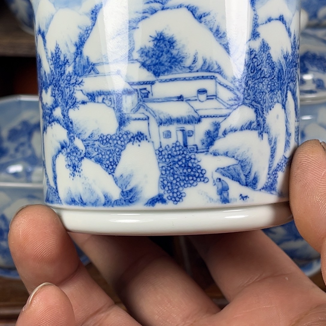 旅***心微微瑕青花雪景山水容天杯