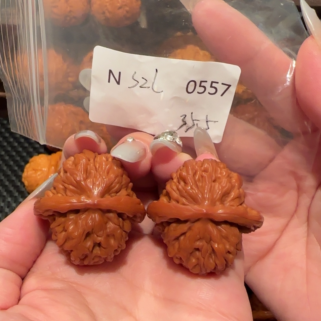 旁***人文玩核桃吊坠四座楼35精品
