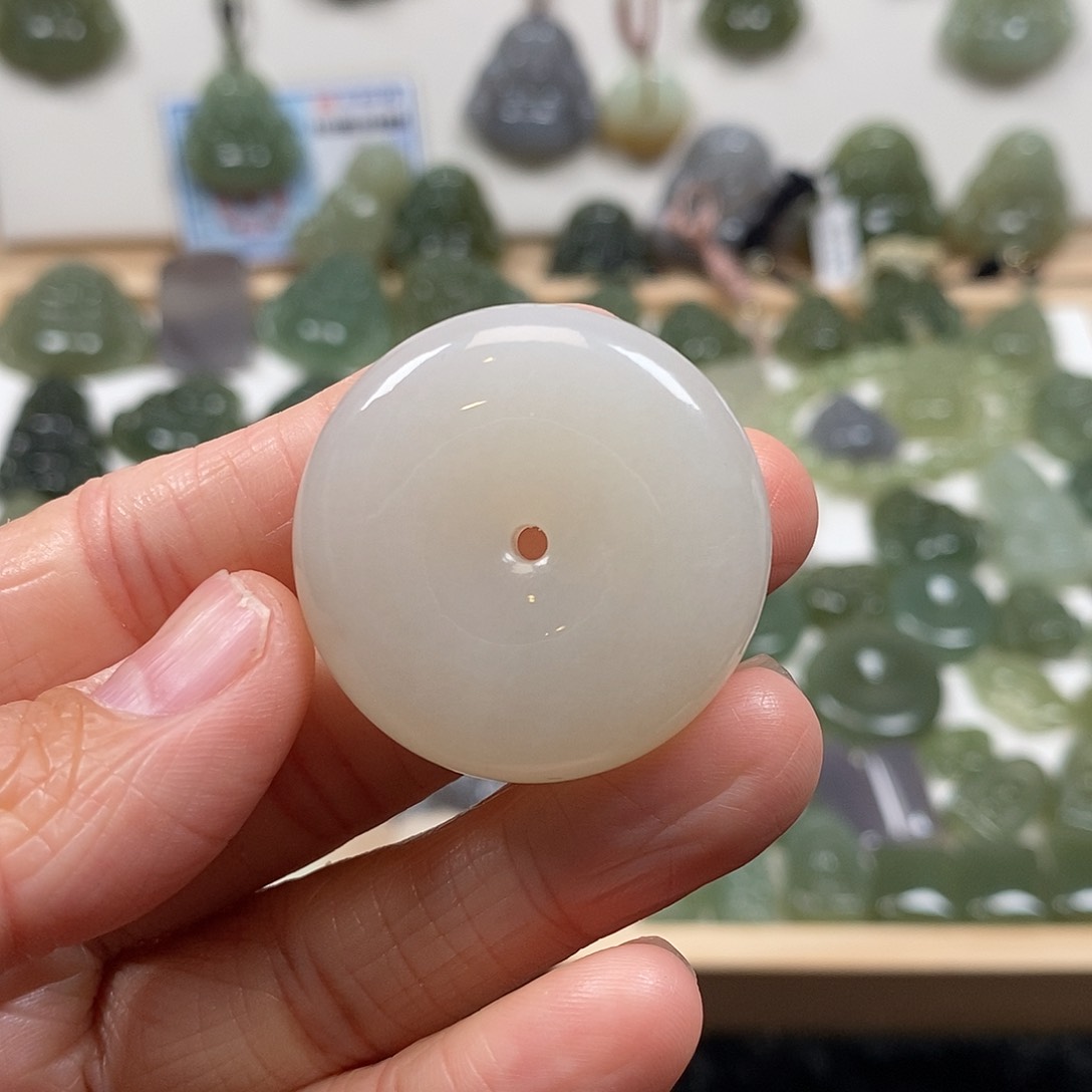 和田玉挂件未镶嵌卡34