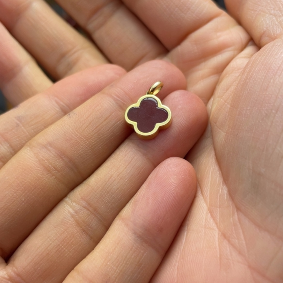 【闪购商品】南红玛瑙吊坠18K金镶嵌大*子