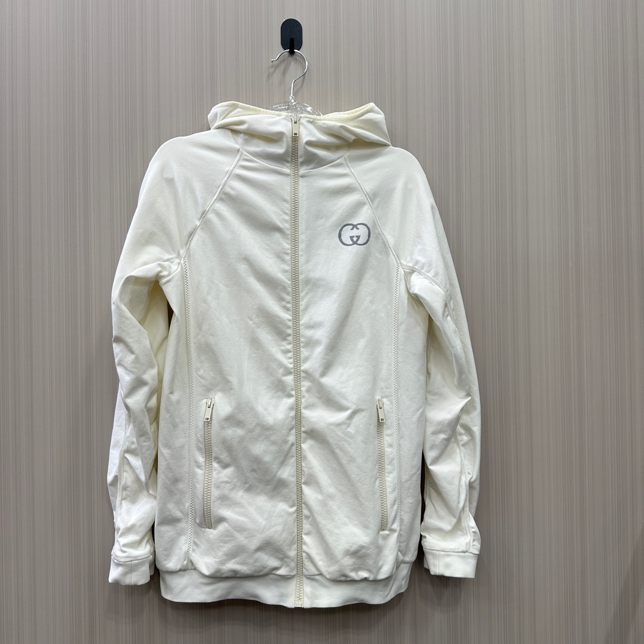 99新 GUCCI/古驰 胸口字母外套 尺码：M 10748