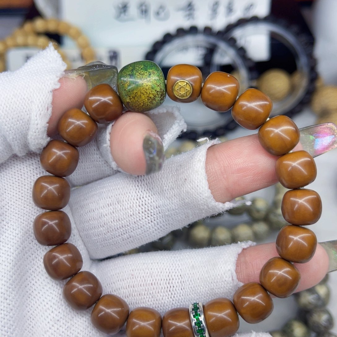 星月菩提手串文玩儿猴头捡漏