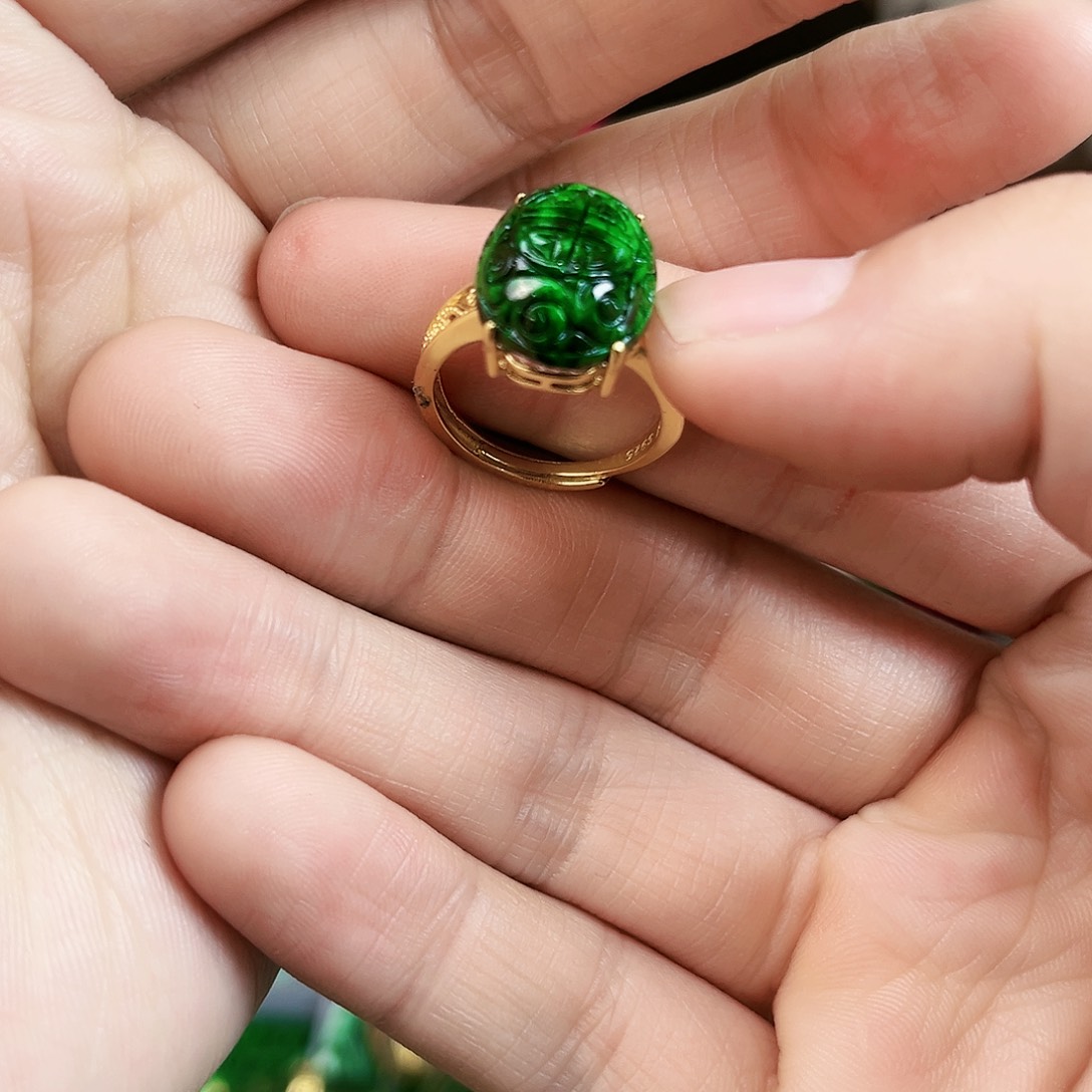 翡翠戒指银S925镶嵌戒指