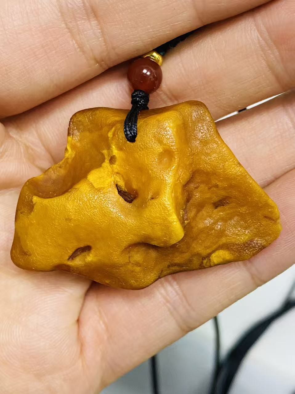 百正百 蜜蜡吊坠10532