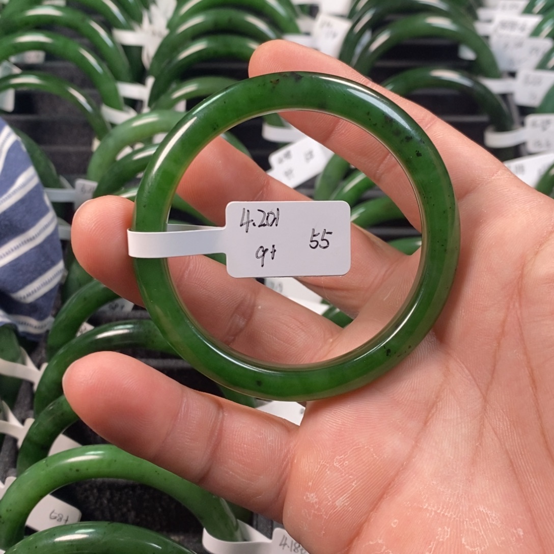 清***啡和田玉（碧玉）未镶嵌手镯