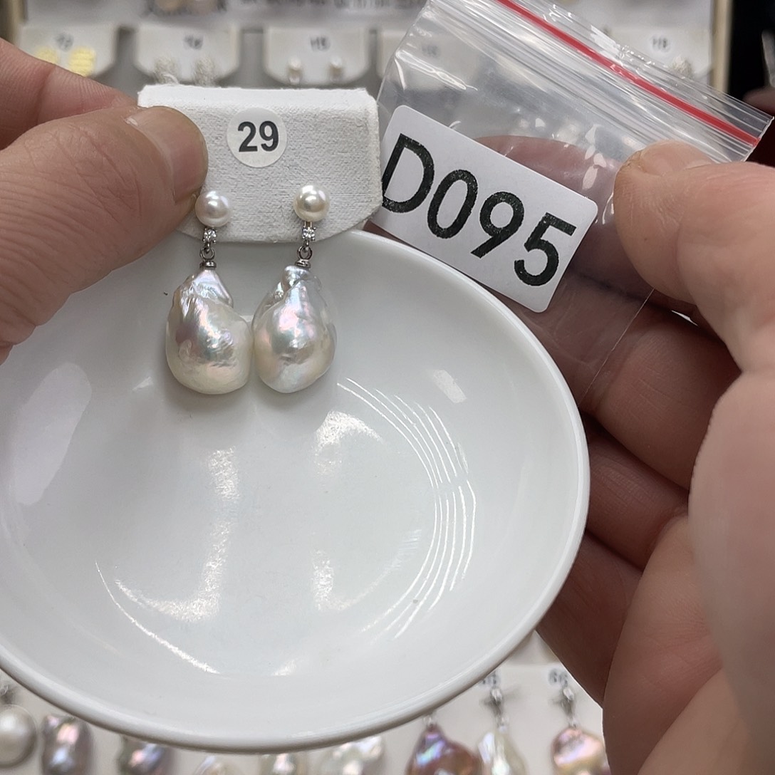 淡水珍珠颈饰未镶嵌农**妹