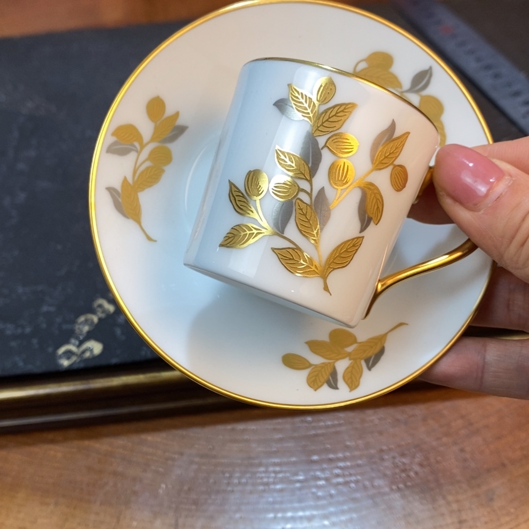 瓷器哈哈哈哈哈哈哈哈哈