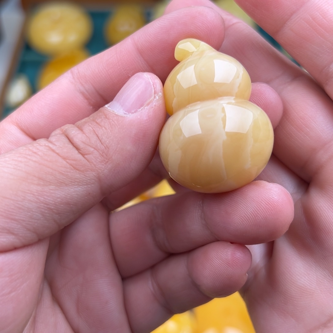 琥珀颈饰未镶嵌B***a纯天然蜜蜡