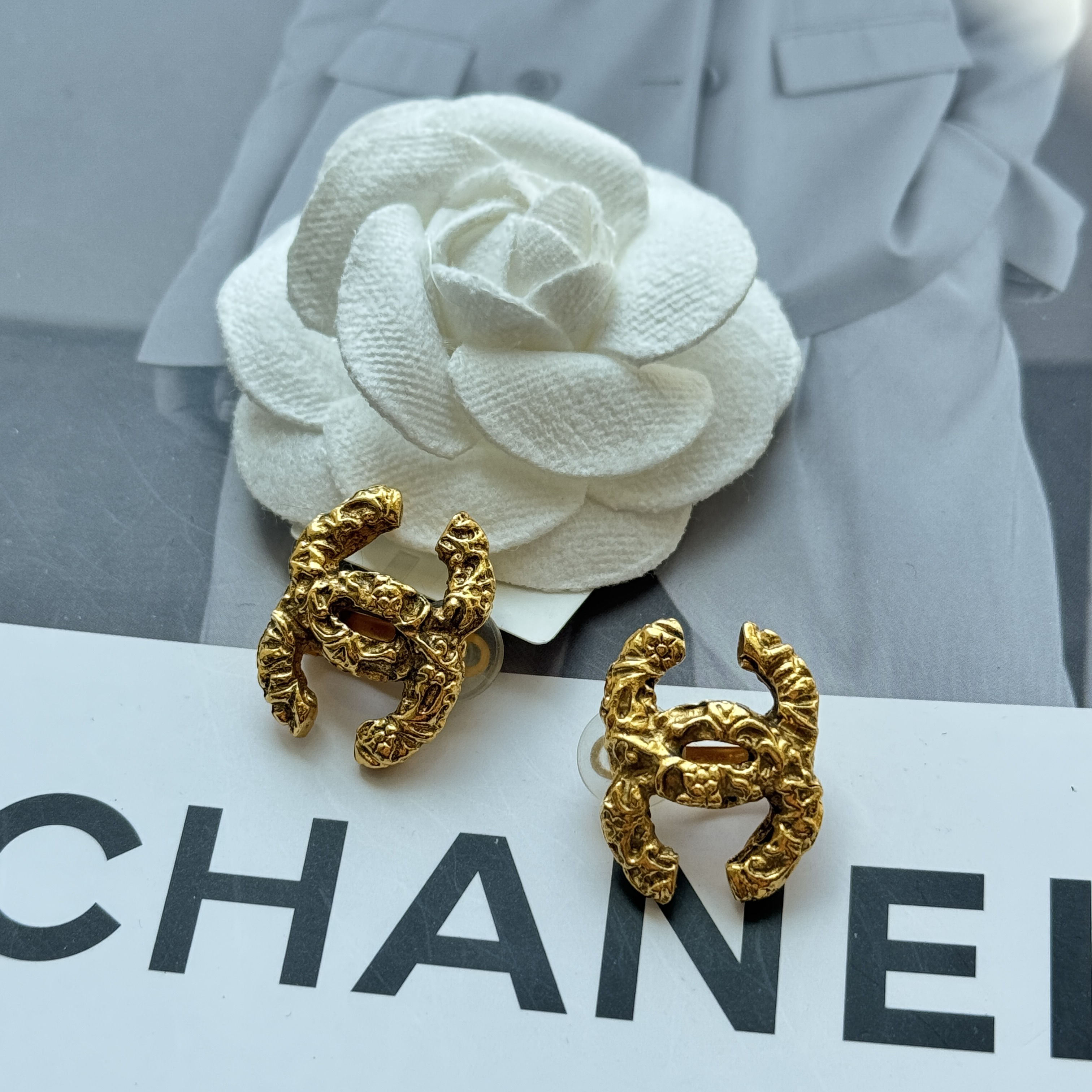 95新 Chanel/香奈儿 香奈儿大号熔岩耳夹