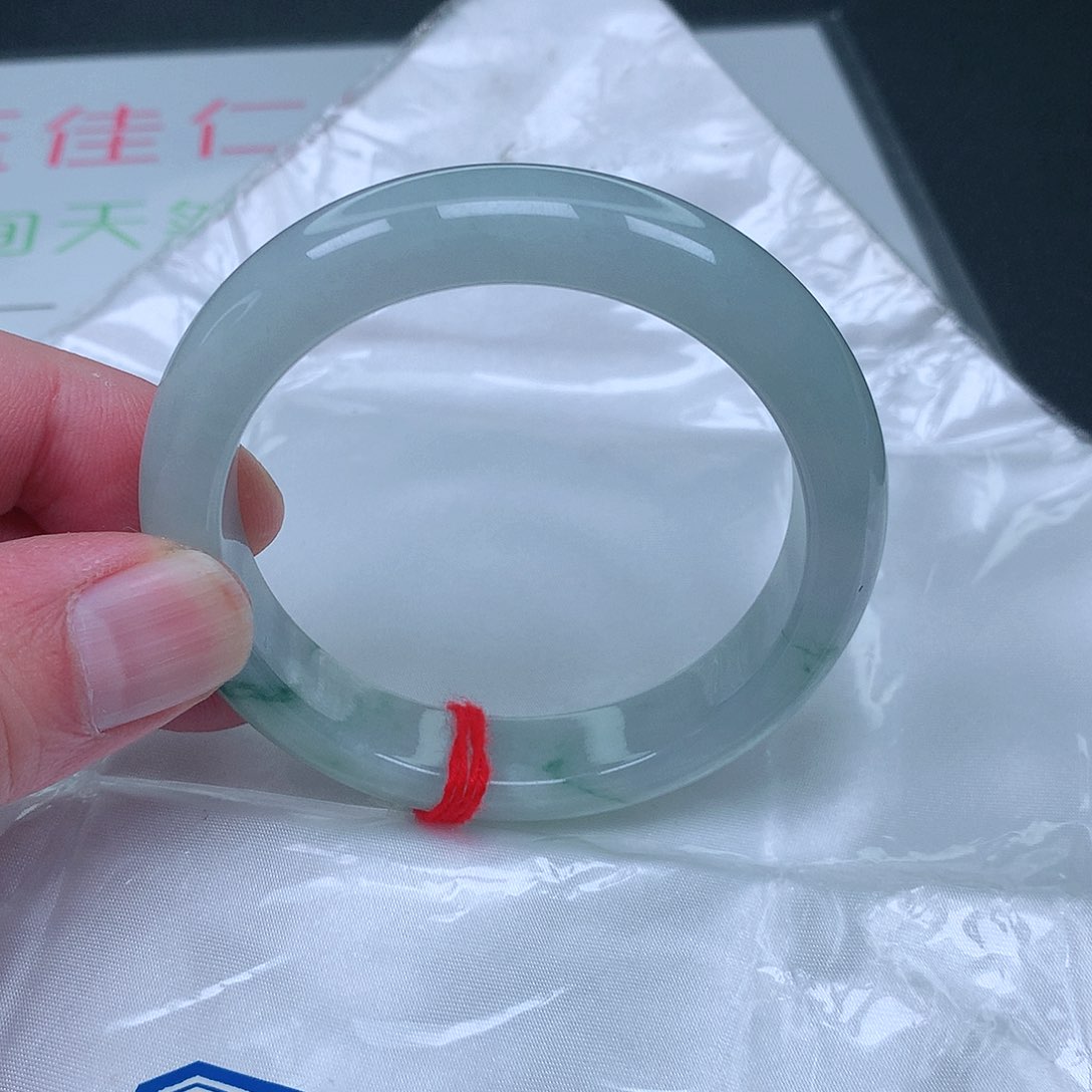 翡翠手镯未镶嵌57！