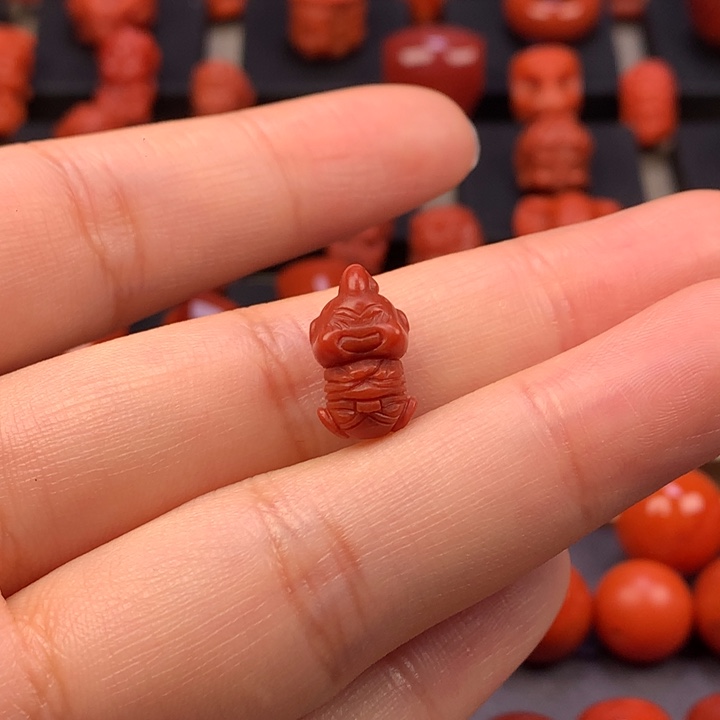 南红玛瑙未镶嵌萌宠8MM