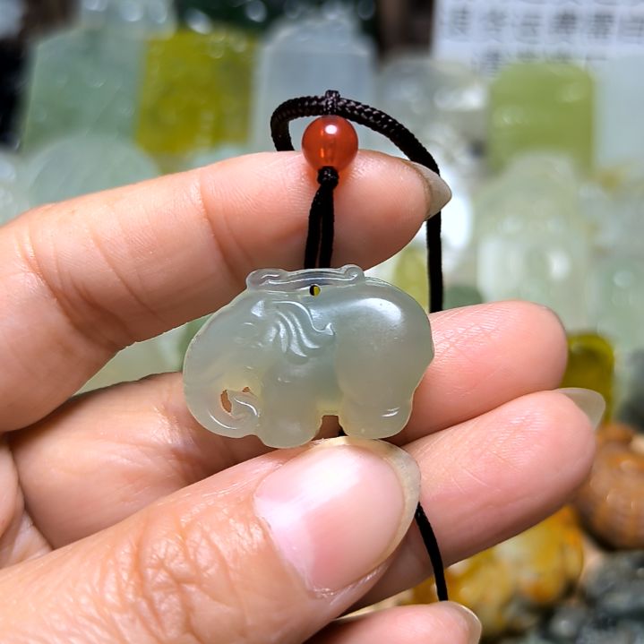 岫玉吊坠(不含链)未镶嵌