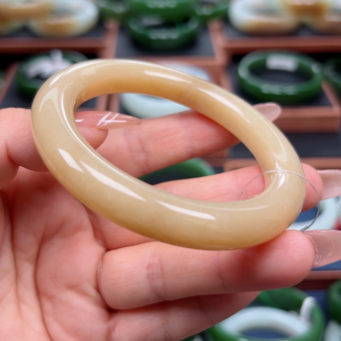 未镶嵌手镯和田玉565758圈口