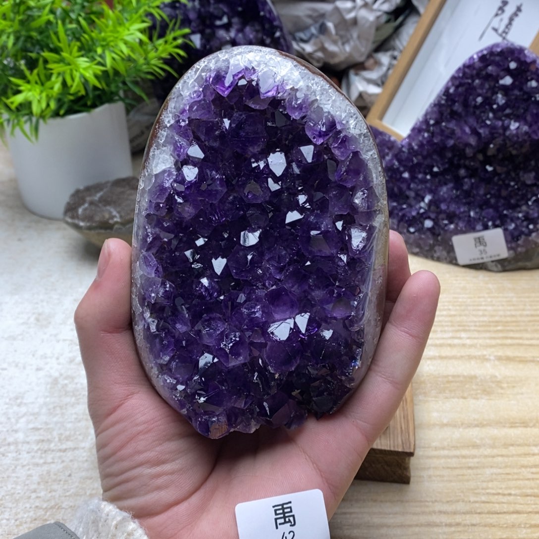 紫晶大型摆件（非配饰）未镶嵌