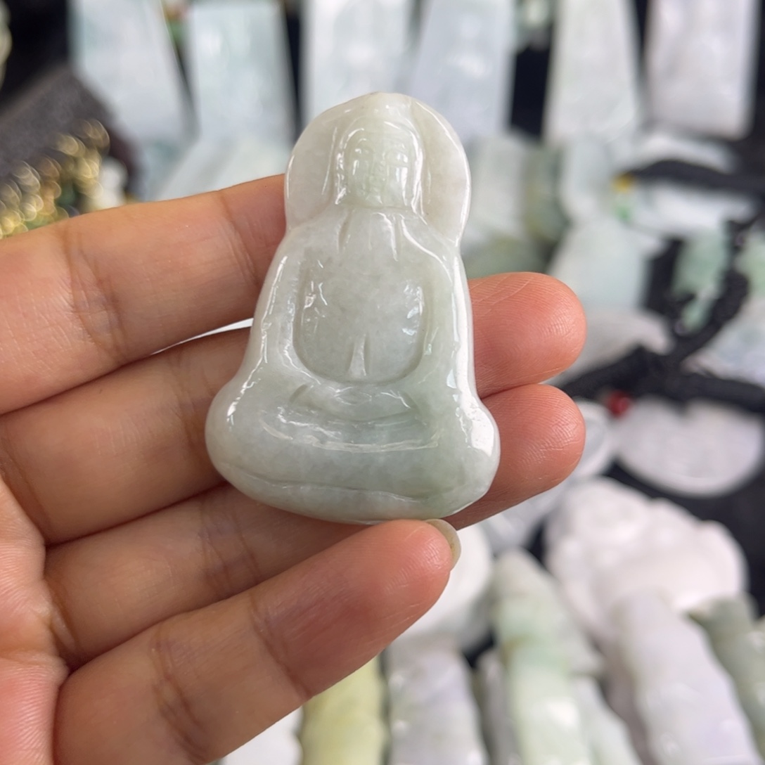 翡翠未镶嵌吊坠(不含链)瑕疵