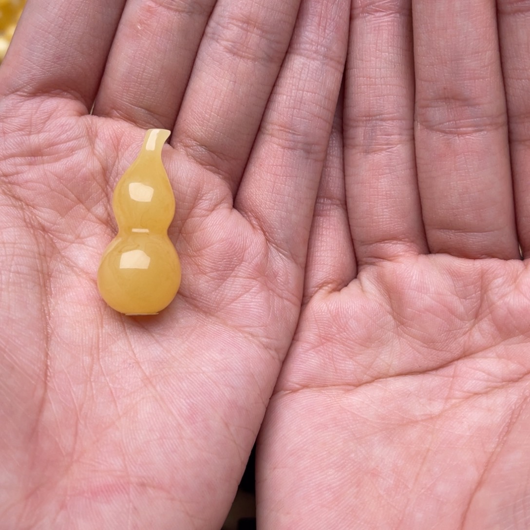 琥珀未镶嵌裸石蜜蜡葫芦静