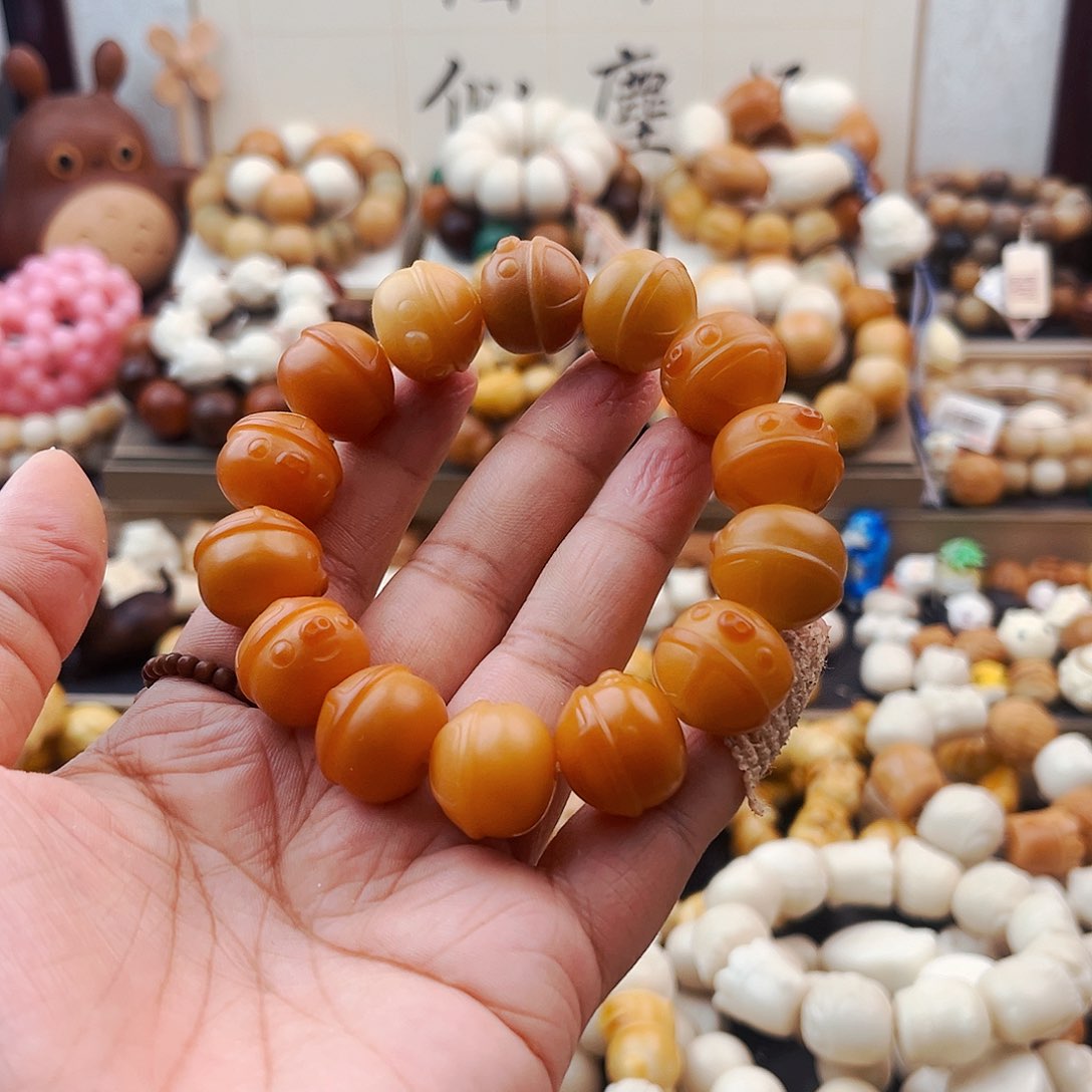 菩提根/象牙果手串钢盔猪菩提