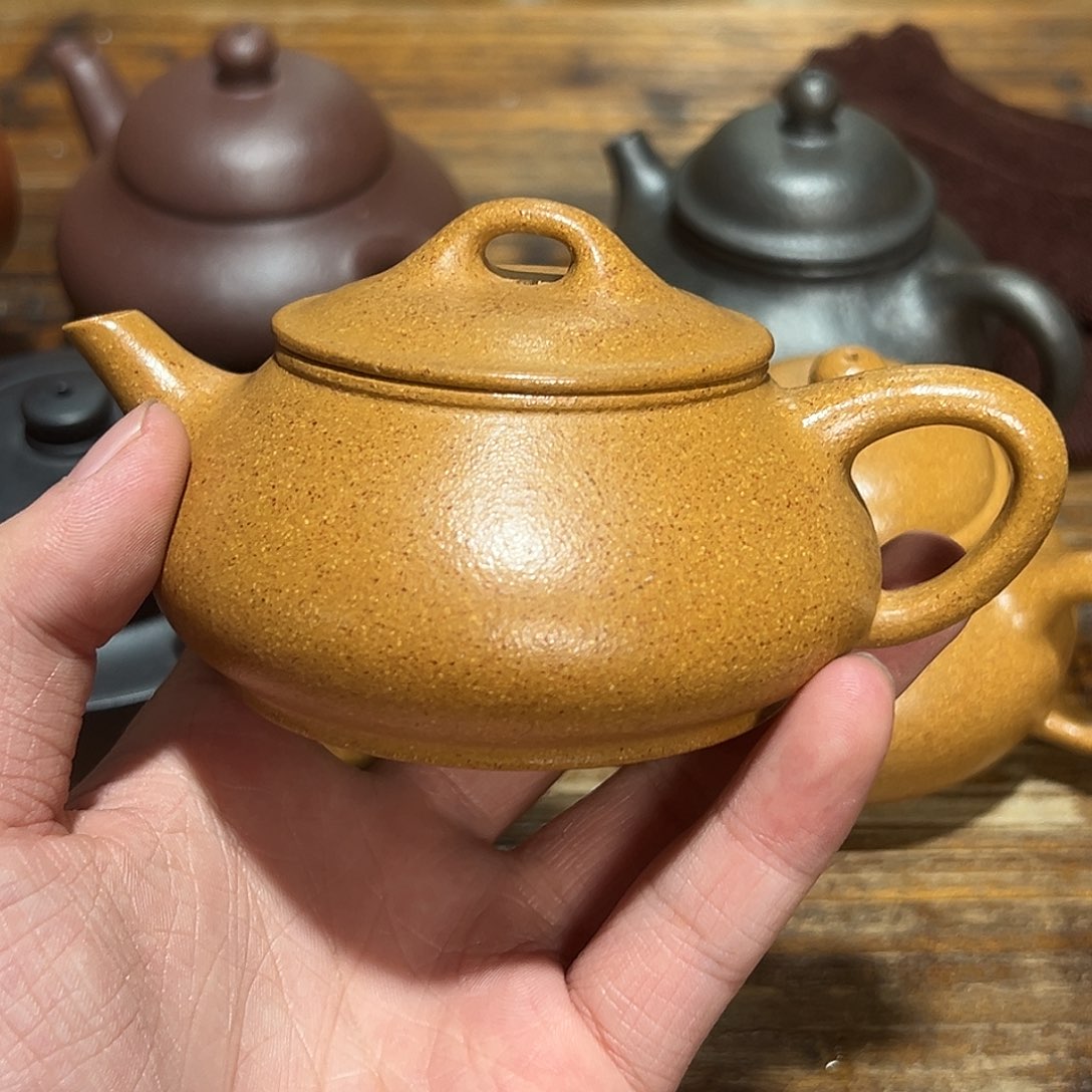 茶壶紫砂紫砂的味道很