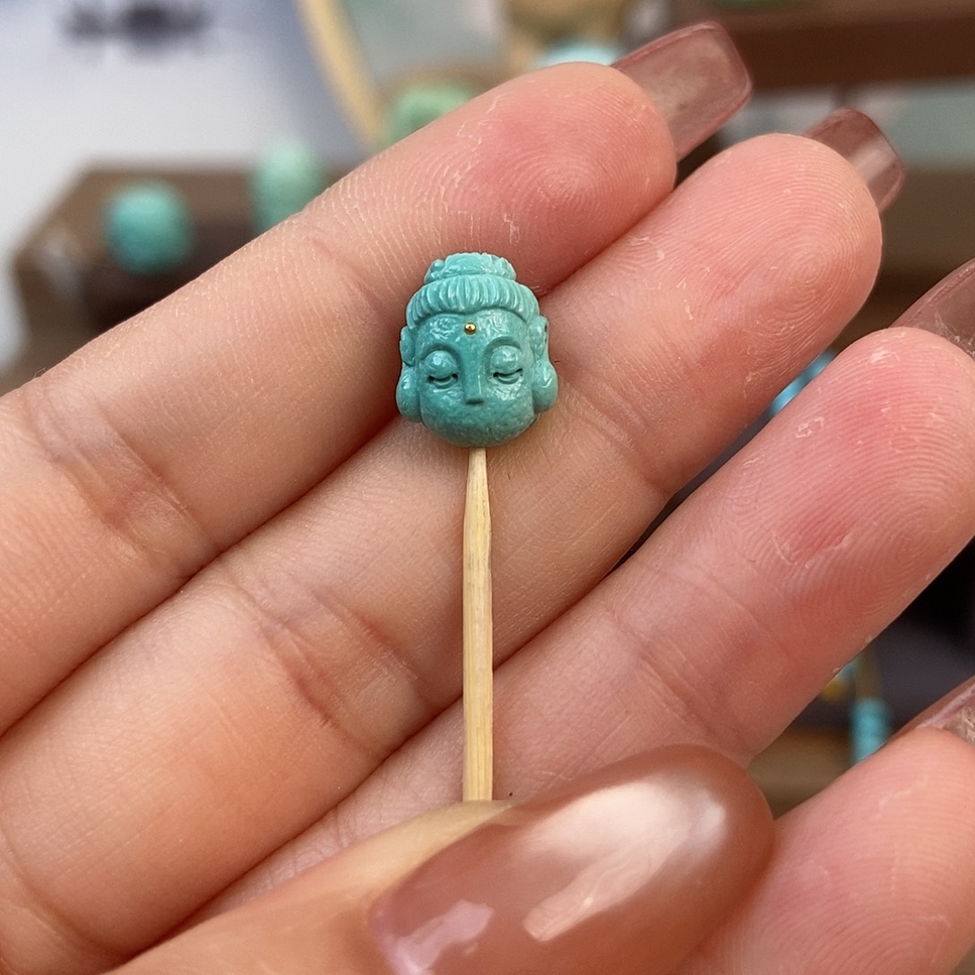 绿松石雕刻未镶嵌