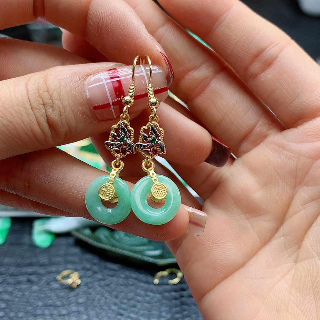 【闪购商品】翡翠耳饰未镶嵌，