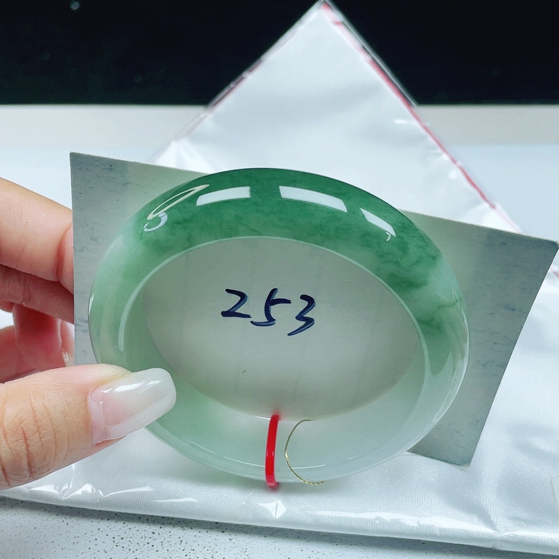 翡翠未镶嵌手镯 正圈56+ 轮胎镯