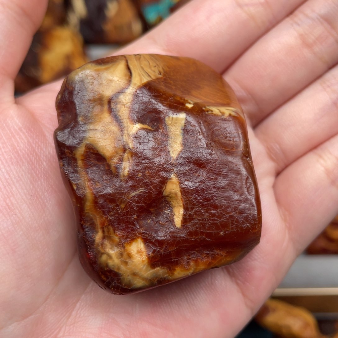 未镶嵌蜜蜡珠宝奇石