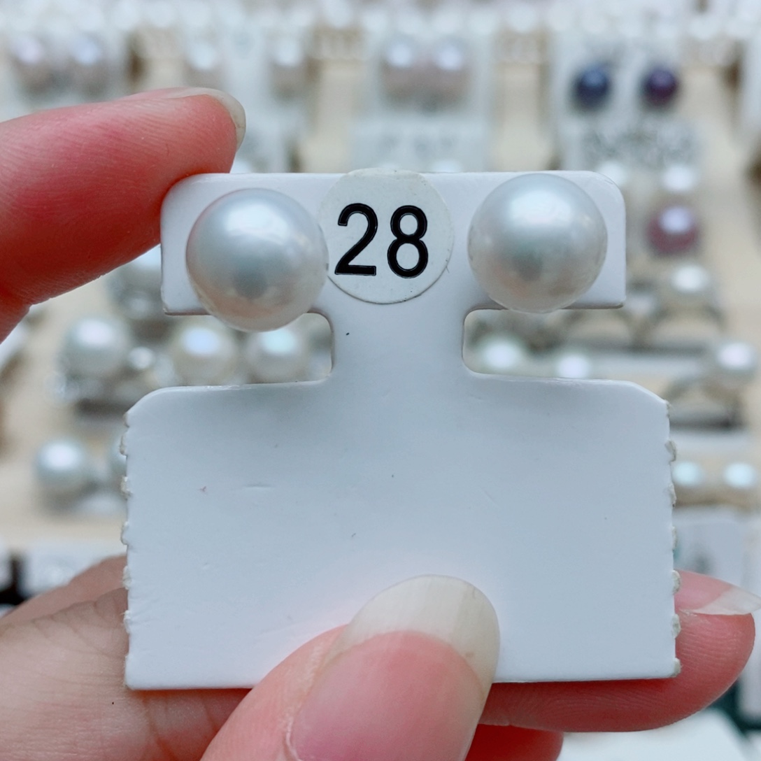 银S925镶嵌淡水珍珠耳饰9-10mm