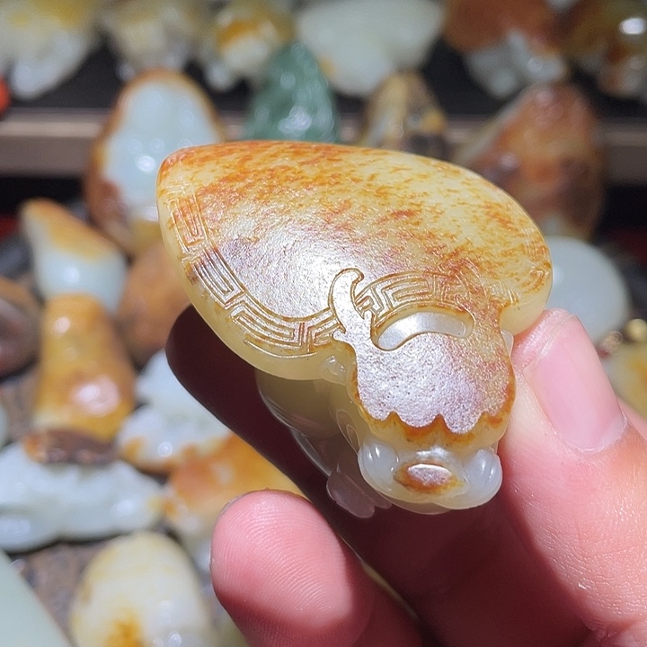 和田玉未镶嵌挂件