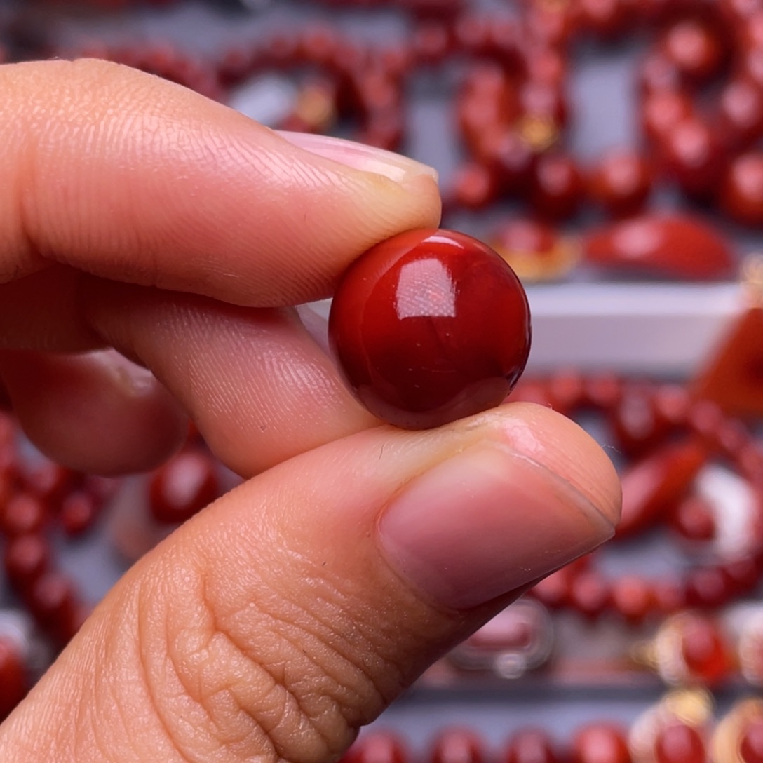 南红玛瑙未镶嵌其他天然原矿）12.3mm瓦西玫锦双色圆珠