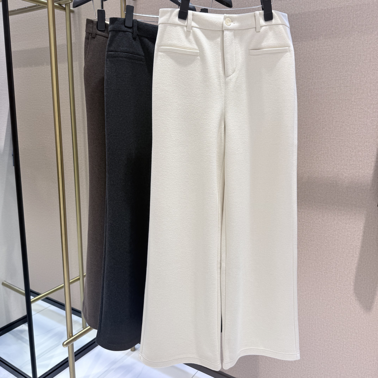 MASIENDI/玛丝恩迪秋冬款磨毛直筒裤130235