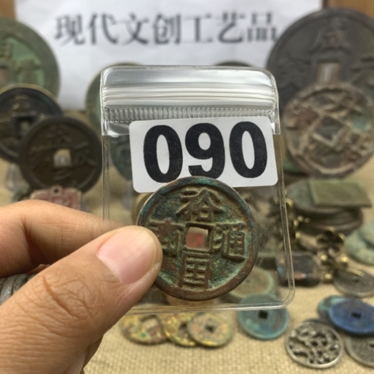 铜春*现代文创工艺品