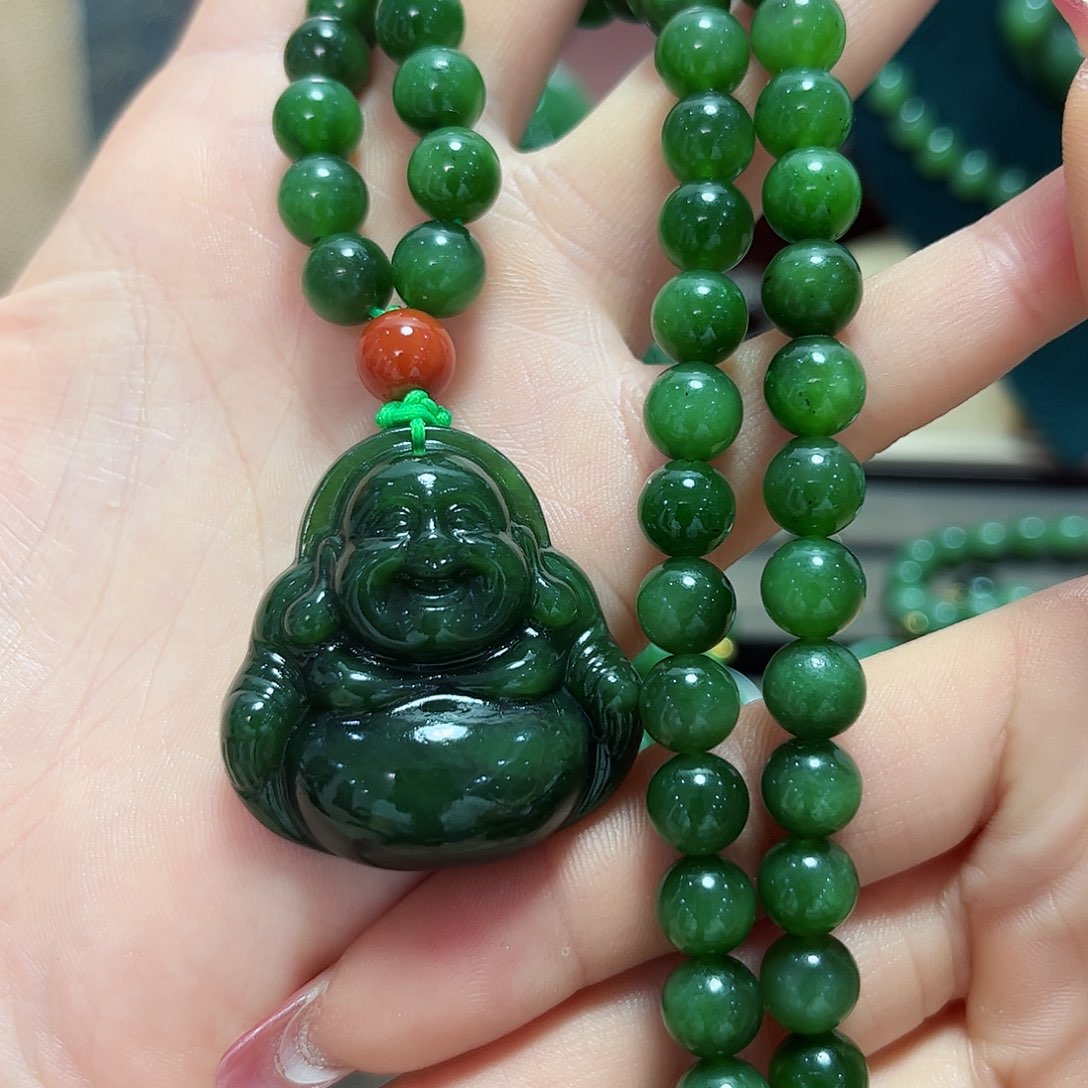 和田玉吊坠未镶嵌