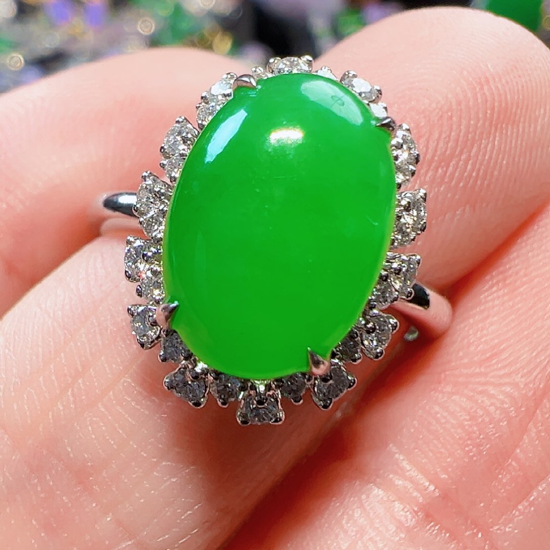 翡翠戒指18K金镶嵌签收后24小时鉴赏期