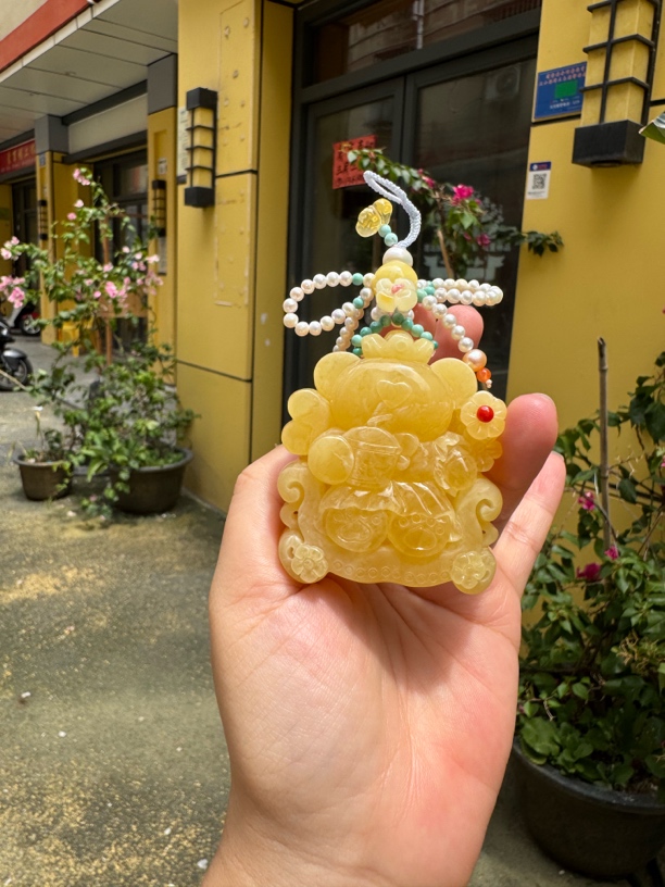 天然蜜蜡俄料可爱坐沙发熊