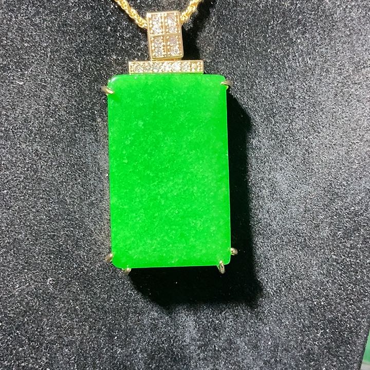 翡翠颈饰14K金镶嵌吊坠