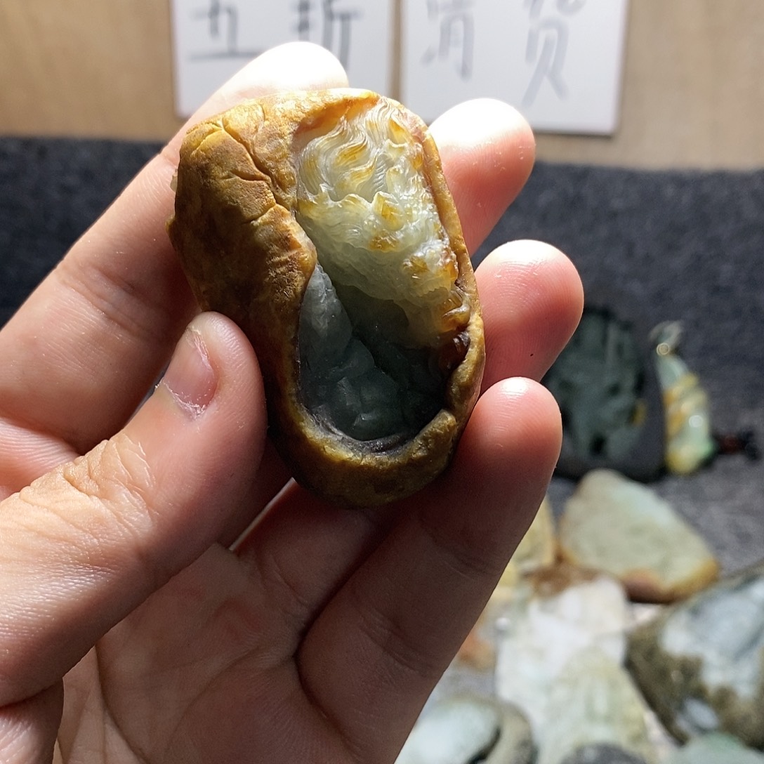 零***0定制翡翠未镶嵌定制翡翠雕刻
