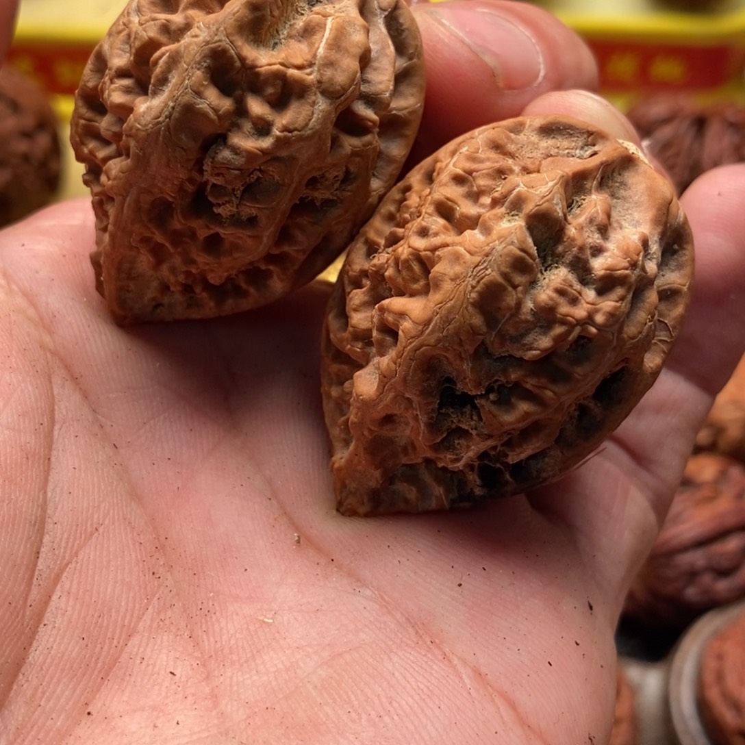 文玩核桃吊坠小涵50