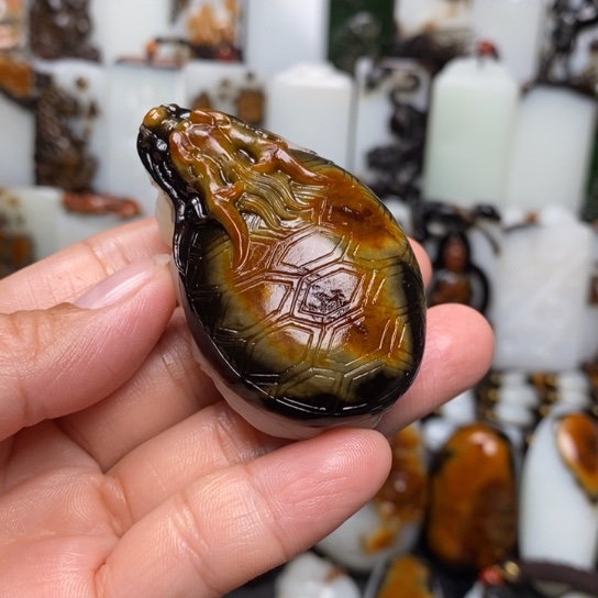 和田玉颈饰未镶嵌王****8