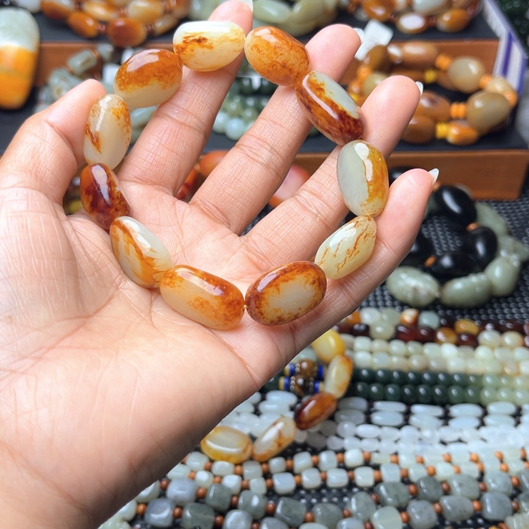 和田玉未镶嵌手链