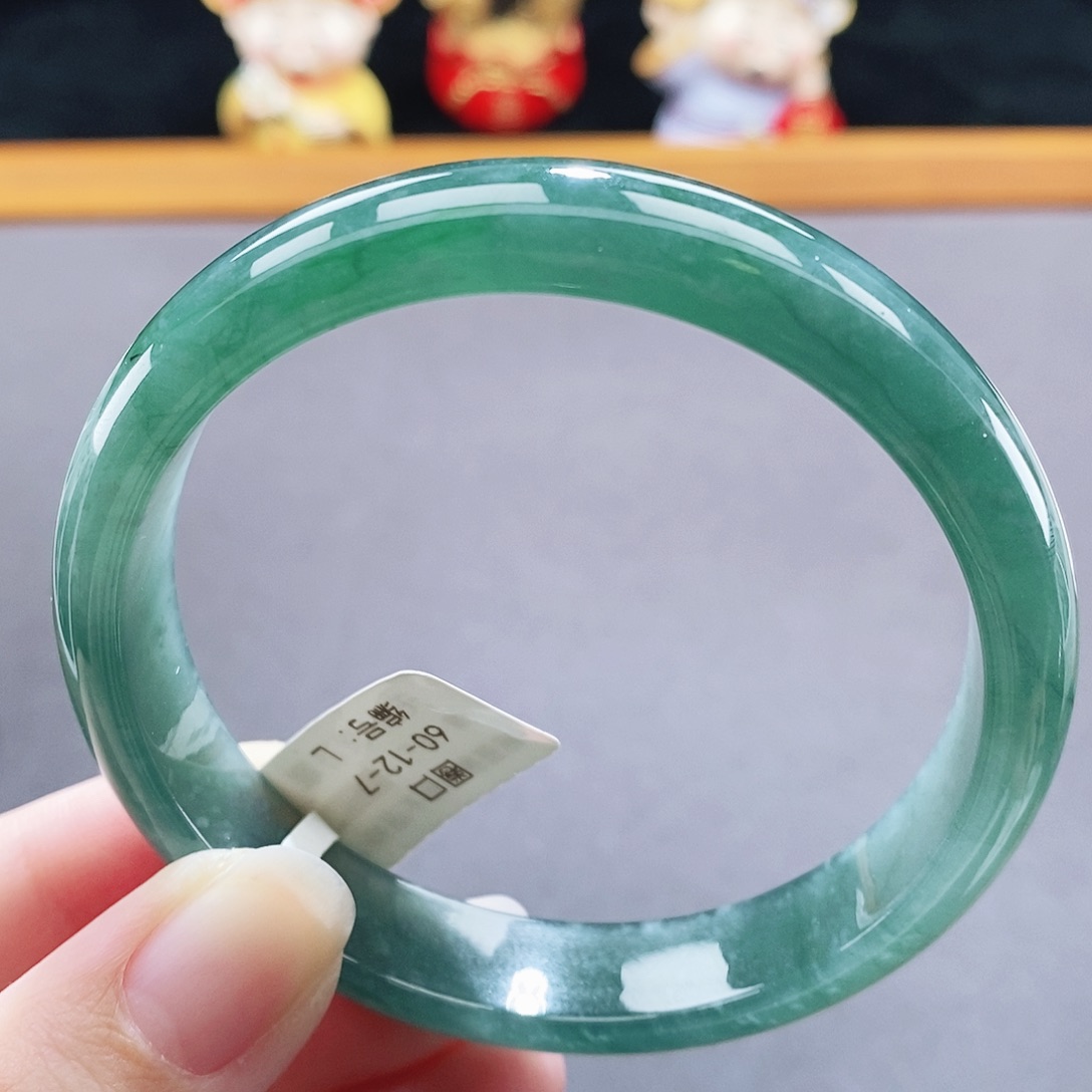 翡翠未镶嵌手镯20