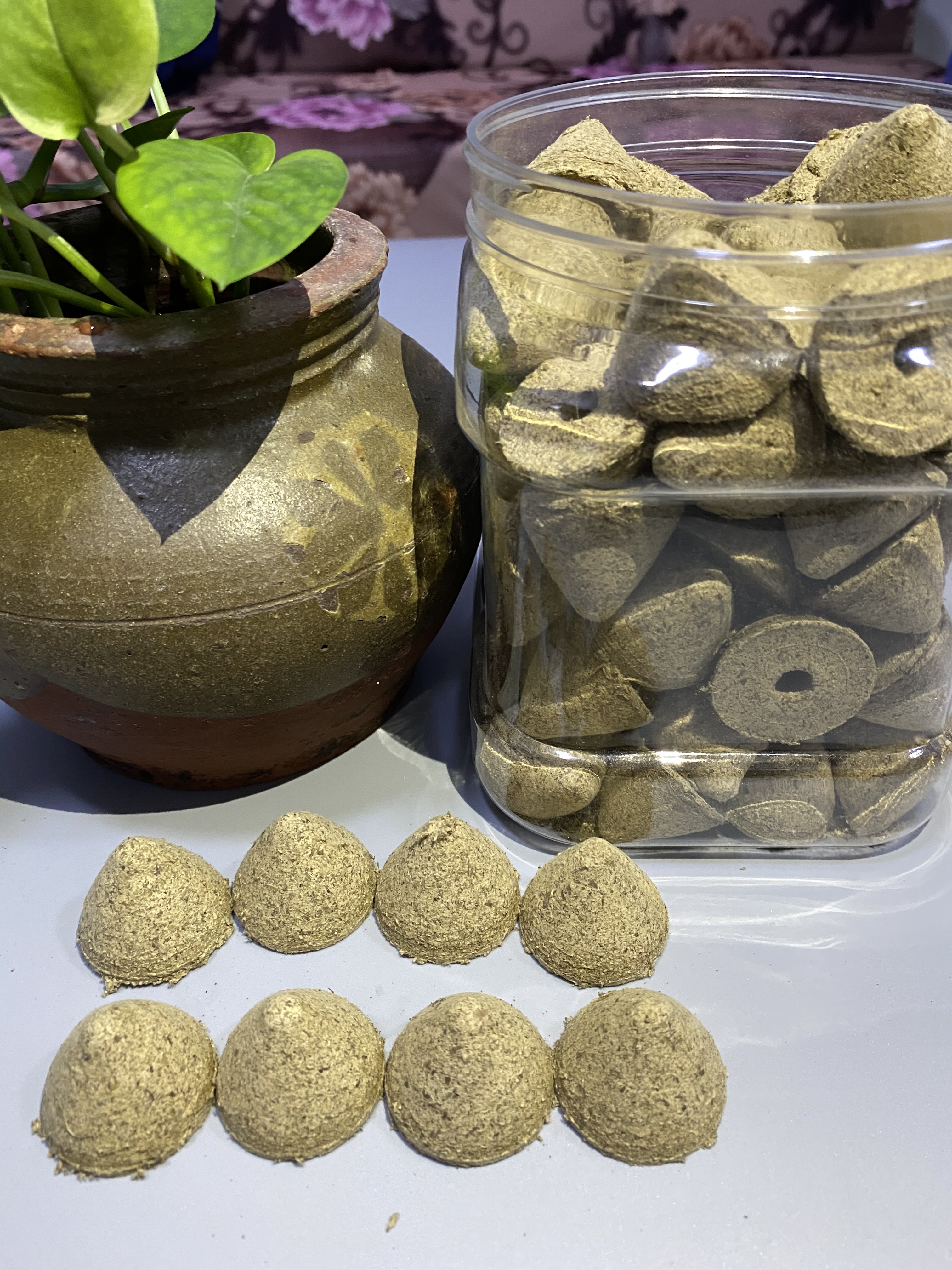 【蕲艾塔】蕲春李时珍故里蕲艾绒塔艾灸塔隔姜灸肚脐灸麦粒锥形艾陀